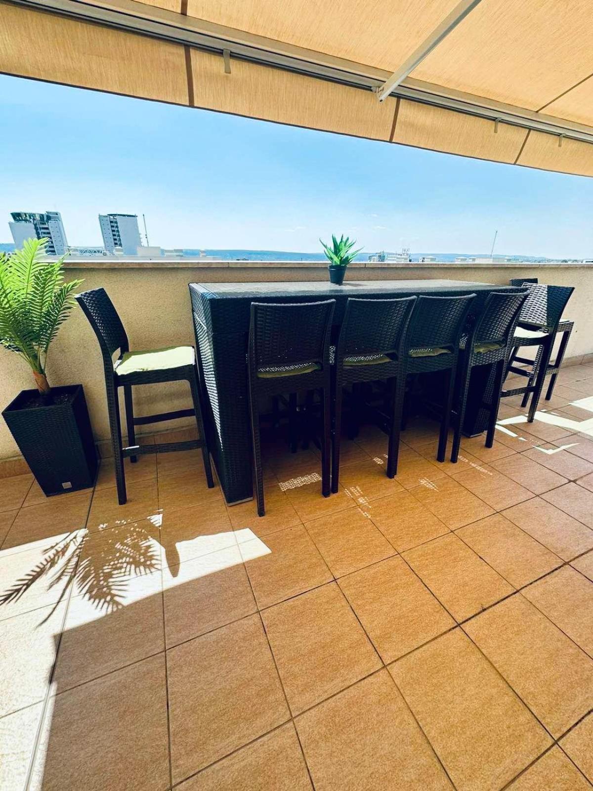 Spacious Prestige Penthouse Varna Esterno foto